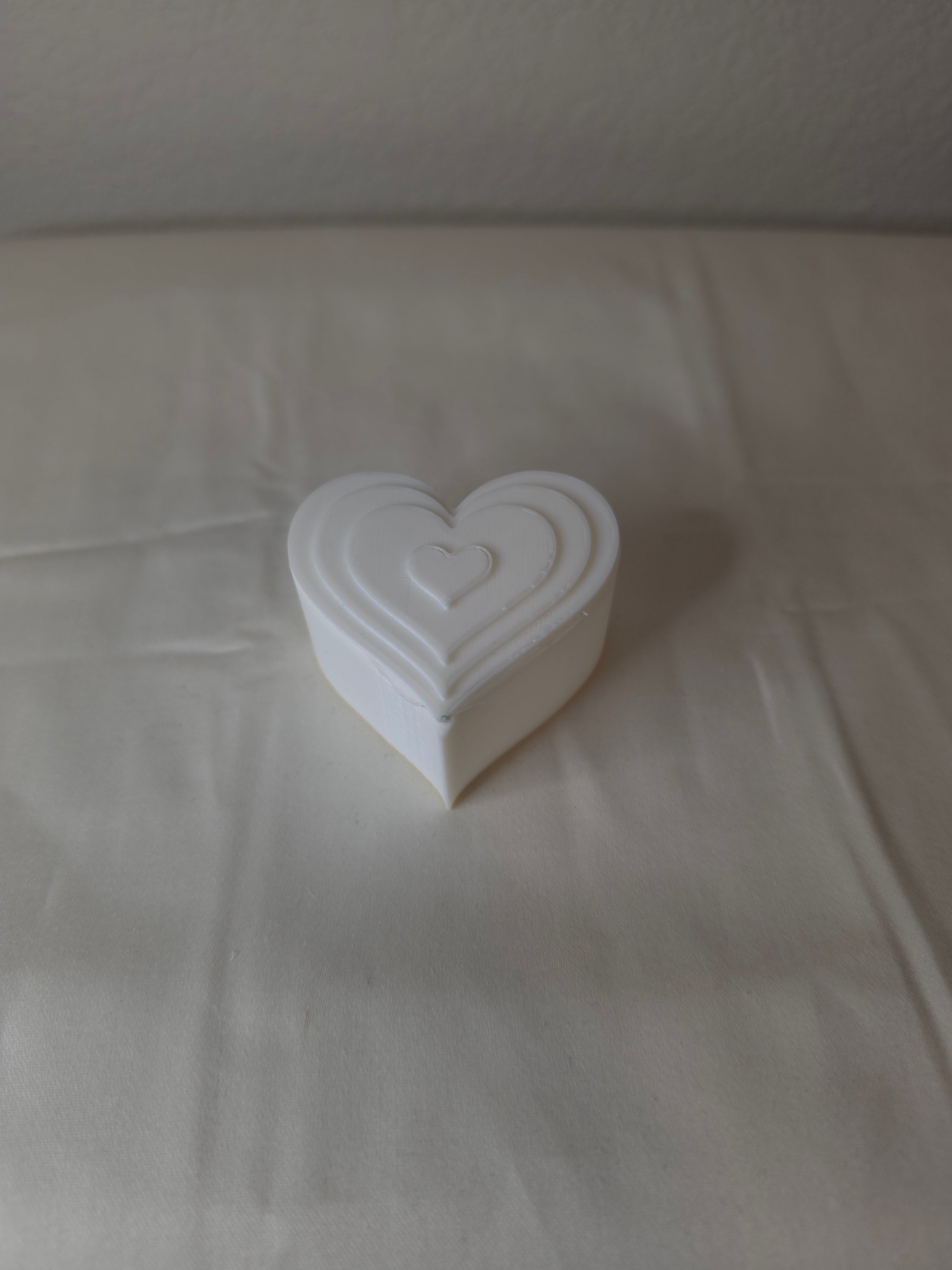 3d printed heart jewelry box