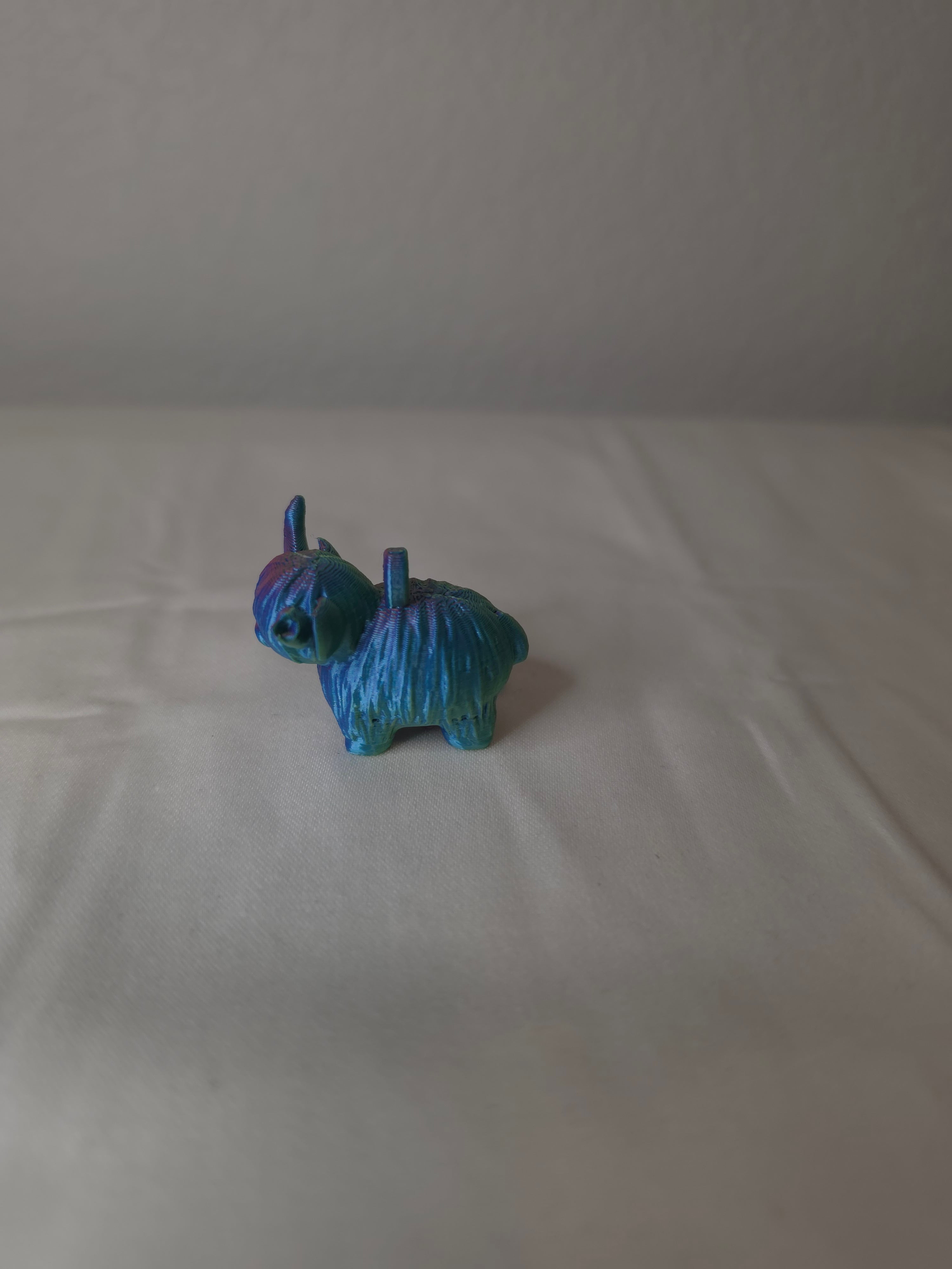 Mini highland cow keychain